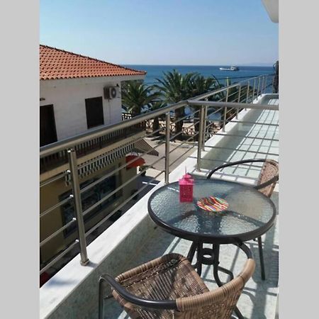 Zefis Appartment Ouranoupoli Ngoại thất bức ảnh